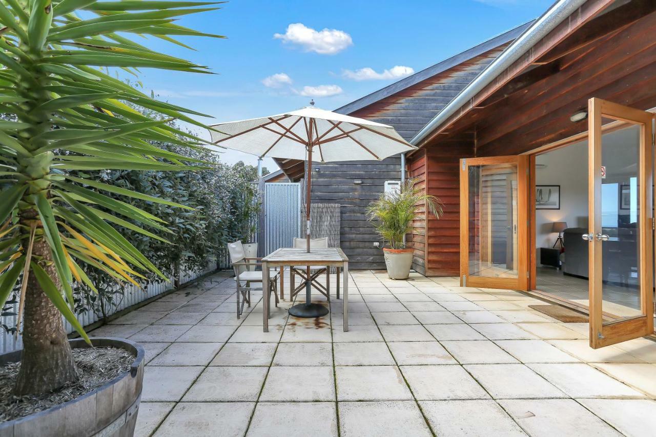 Seascape Retreat Bed & Breakfast Victor Harbor Exterior photo